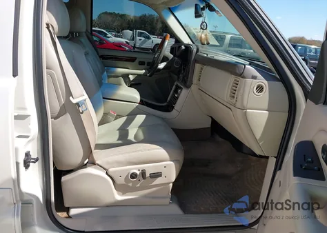 2003 Cadillac Escalade Standard z USA, uszkodzony, nr VIN 1GYEK63N43R314979